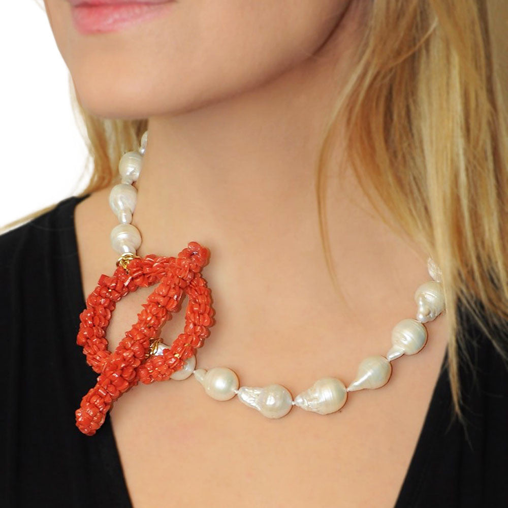 COLLIER DE PERLES BAROQUES & CORAIL ROUGE - MY LITTLE VENDOME