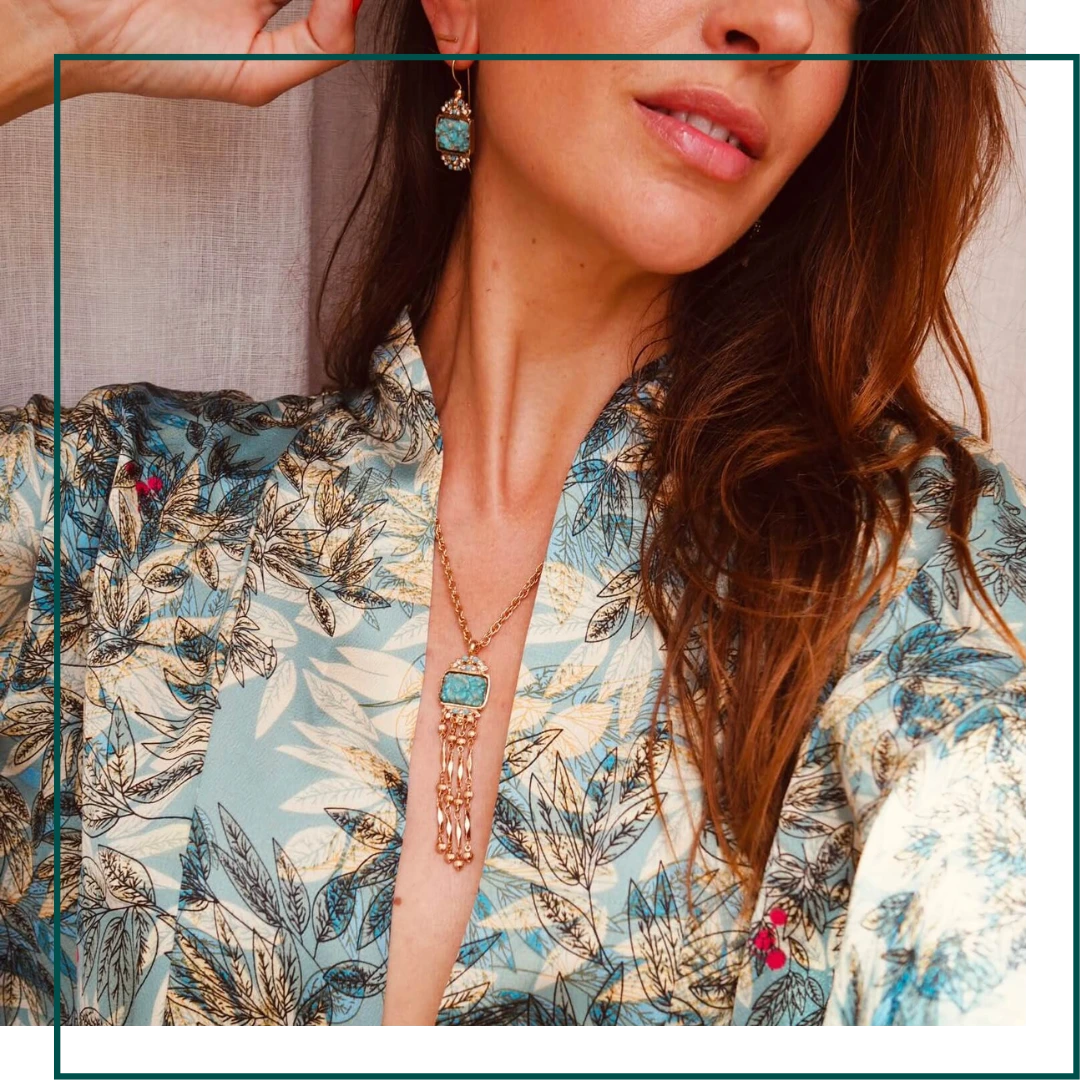COFFRET ROSIERS Collier + boucles d'oreilles